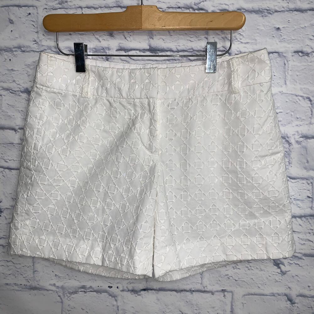 AT Loft White Short